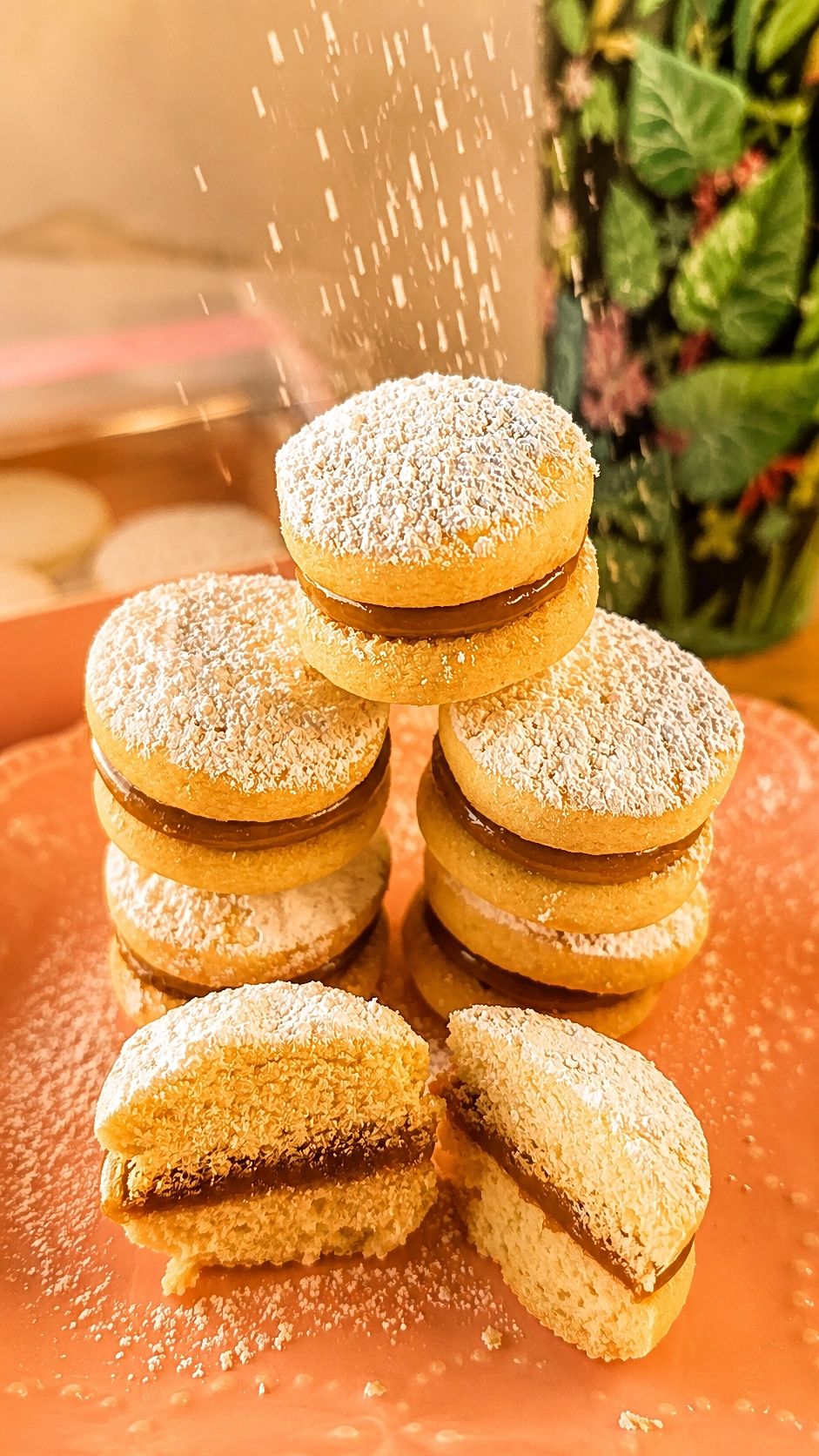 Alfajores Peruanos de Maicena Grandes (12 unidades)