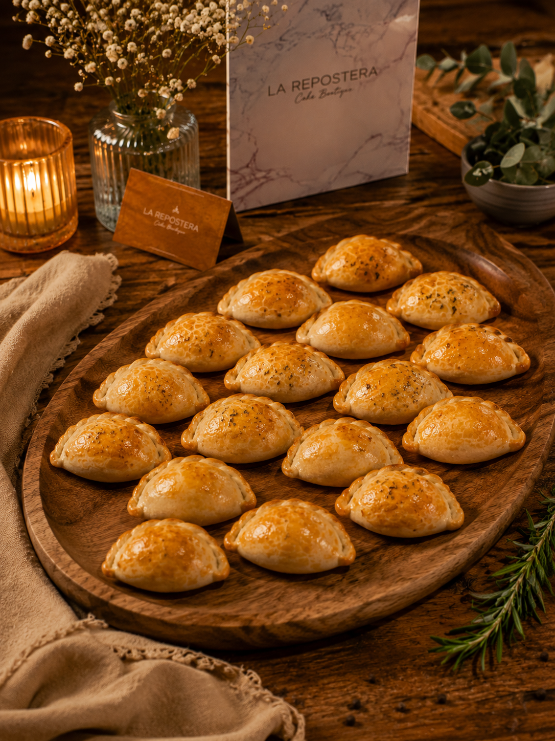 Mini Empanadas Peruanas para Eventos